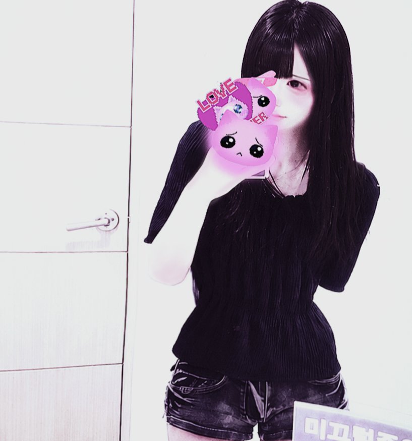 9axni's tweet photo. 얘들아사룽애ㅎ//ㅎ
사룽한다고 https://t.co/5FYN1p3uFN