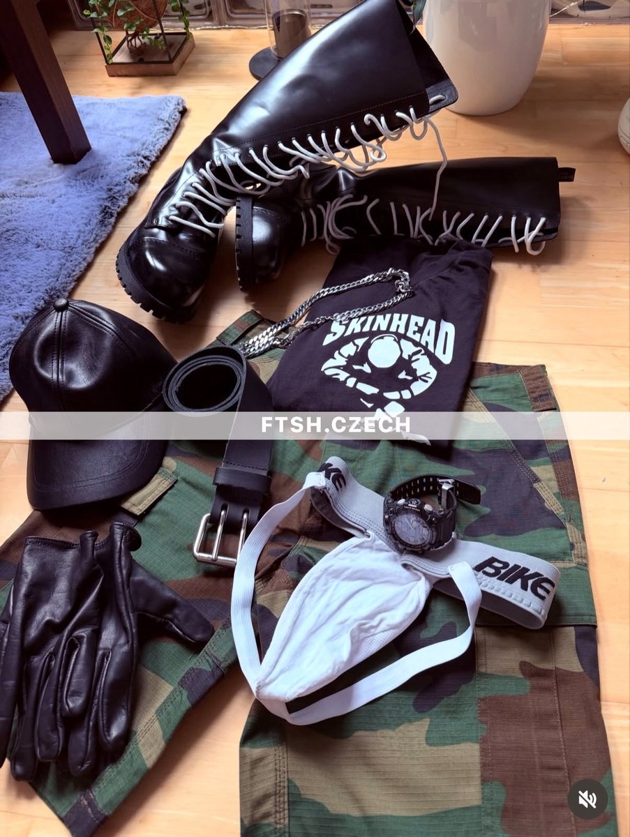 ftshczech's tweet photo. Whats your favourite?
1️⃣ SKINHEAD: serve his Boots&amp;Braces 
2️⃣ SOLDIER: sniff his sweaty jocks and combat boots
3️⃣ ALPHA PROLL BOY: enjoy his smelly socks and TNs

Let me know.
More https://t.co/yWdRye8Mlu https://t.co/05e5nLyxnN