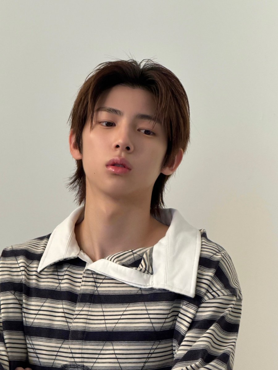 eomcoertis's tweet photo. VERYY PRETTY 🥹

#JUHOON #주훈 https://t.co/HURH3sh02N