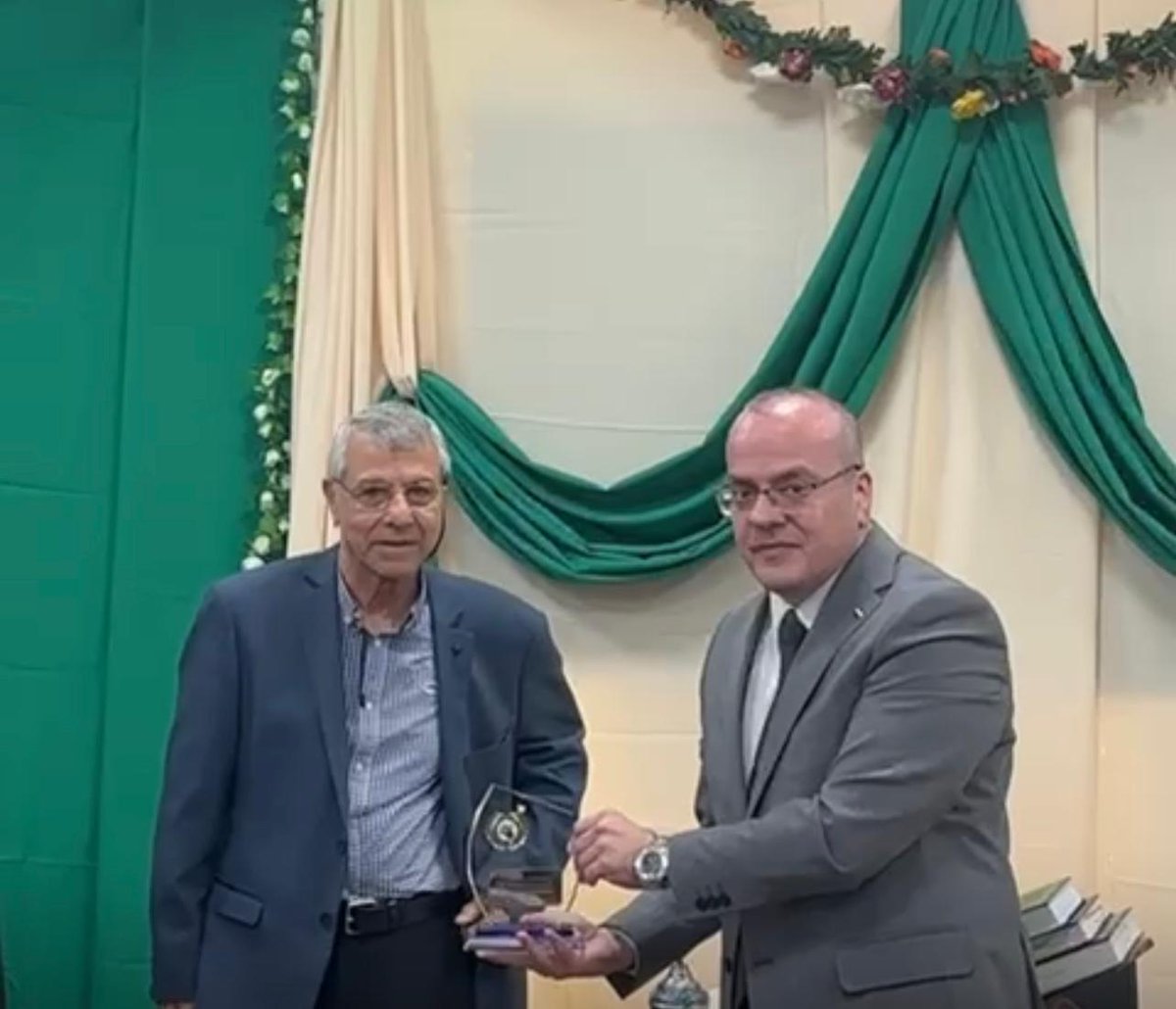 IraqinMan's tweet photo. التقى القنصل العام بالعلامة السيد مرتضى الكشميري ممثل المرجعية العليا في أوروبا في احتفالية المولد النبوي
The Consul General met with Grand Ayatollah's Representative in Europe, Sayyid Murtadha Al-Kashmiri, during the celebration marking the birth anniversary of Prophet Muhammad. https://t.co/Y7n8x1sorB