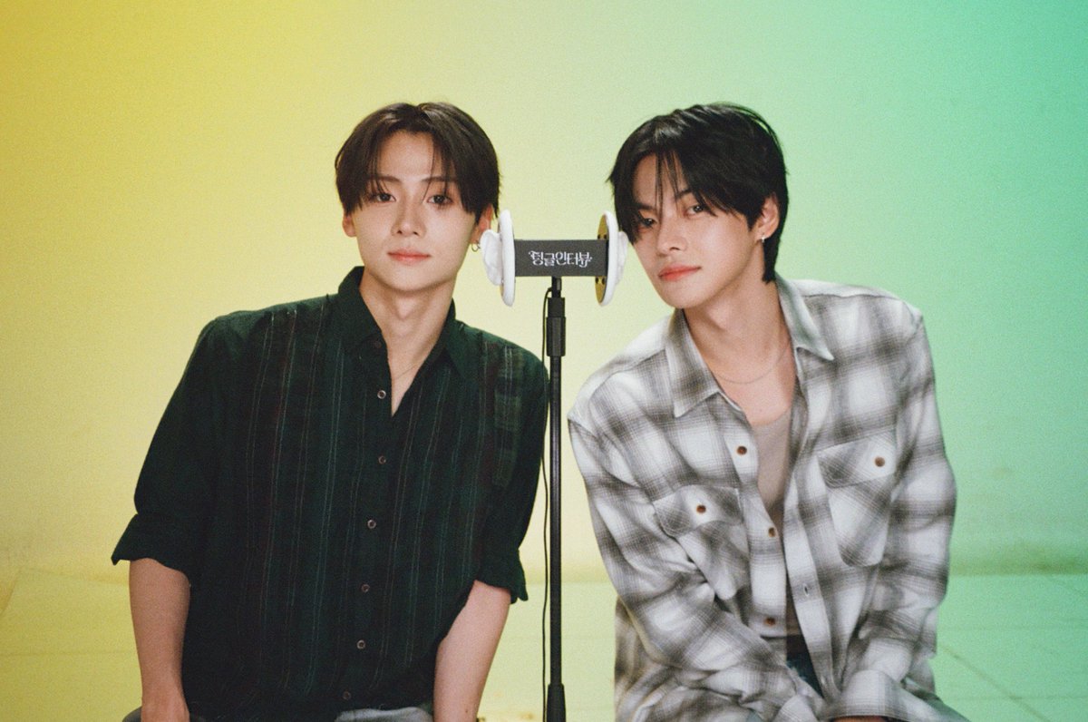 M2MPD's tweet photo. 필름카메라로 기록한 8월의 추억📸 9월에도 쭈욱 엠투와 함께해요❣ #8월의엠투 #M2film #팅글인터뷰 #ALPHADRIVEONE #알파드라이브원 @ALD1_official https://t.co/PMJwWmJz4n