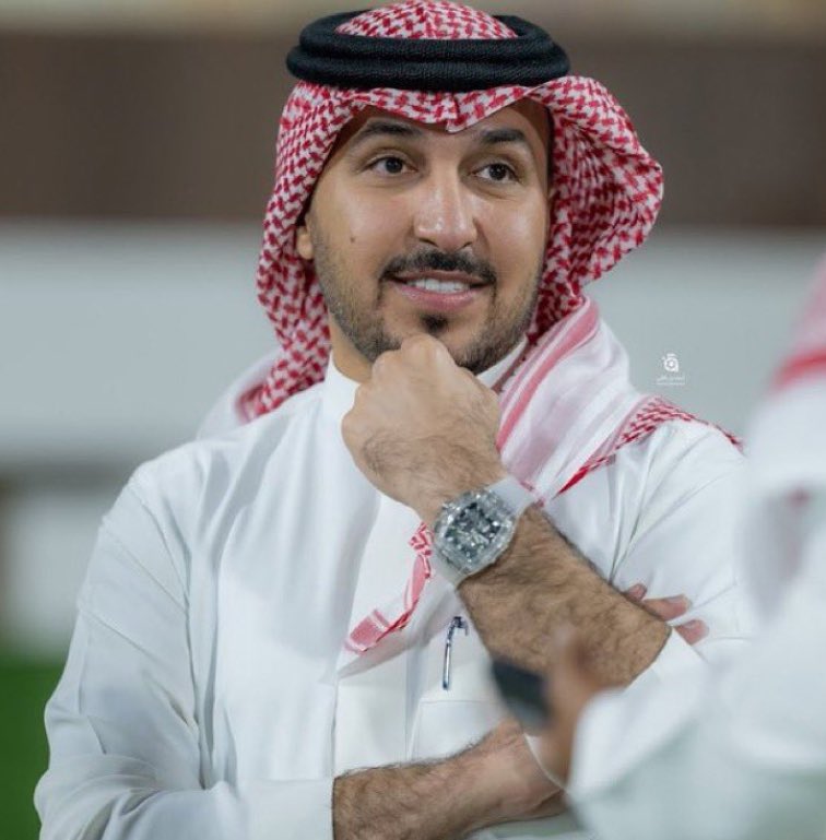 HA_NI11's tweet photo. عجزت افهم الدلوخ الي يلومون 
الأمير  فيصل بن تركي او إبراهيم المهيدب او اي شخص أخر ليه ما يدعم النصر ماليًا 

الاليه مختلفه بالنصر تدعم ملاين ولا يحسب لك كمساهمة بالأسهم مثل الهلال ولاتقدر تحدد الدعم للصفقات ياخذون دعمك وهم يتصرفون يسددون ديون او رواتب.شيء مستفز فما بالك للداعمين https://t.co/UXpYXU2g9d