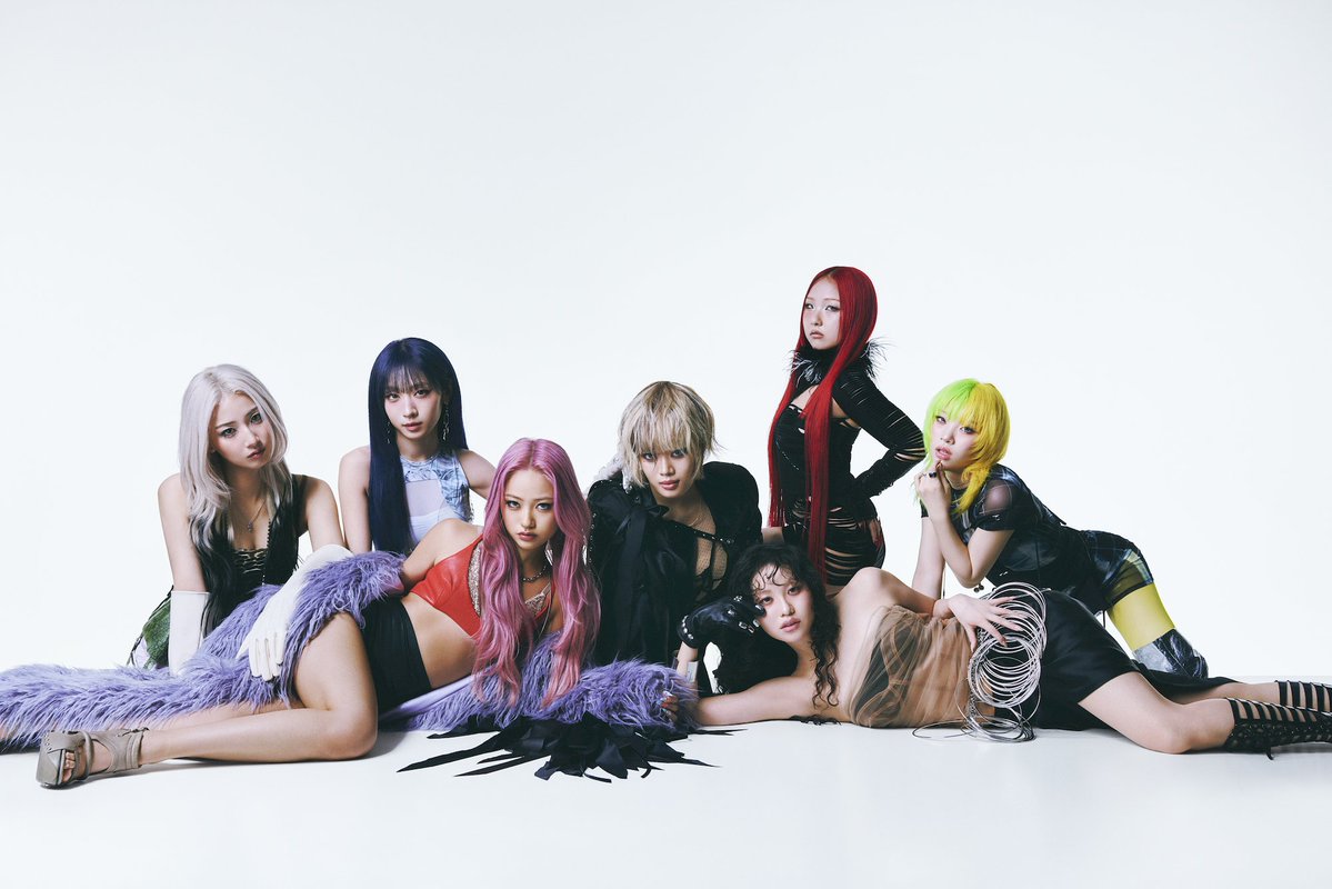 ANiceEnt's tweet photo. เตรียมปักหมุด! 3 เกิร์ลกรุ๊ปจากเอเชีย ‘HANA-BINI-4EVE’ เตรียมขึ้นโชว์ ‘ASIA POP GIRL FEST 2027’ 

#HANA #BINI #4EVE
#AsiaPopGirlFest2027 #ASIAPOPGIRLFEST2027

ที่สุดของเกิร์ลกรุ๊ปรุ่นใหม่ชั้นนำของเอเชียจาก 3 ประเทศ นำโดย HANA จากญี่ปุ่น, BINI จากฟิลิปปินส์ และ 4EVE จากประเทศไทย พร้อมใจมารวมตัวกันในงาน ‘ASIA POP GIRL FEST 2027’ LIVE SERIES ACROSS ASIA ที่จะจัดขึ้นใน 3 ประเทศ ได้แก่ ญี่ปุ่น, ไทย และฟิลิปปินส์ เตรียมปักหมุดรอกันไว้ได้เลย! โดยงานนี้จะเชื่อมโยง 3 ตลาดดนตรีที่มีความโดดเด่นและเปี่ยมด้วยพลังของเอเชีย ผ่านการเฉลิมฉลองให้กับเกิร์ลกรุ๊ปรุ่นใหม่ ที่กำลังมีบทบาทในการขับเคลื่อนวัฒนธรรมป็อปทั้งในภูมิภาคและในระดับโลก 

LIVE SERIES ในครั้งนี้จะพาศิลปินเกิร์ลกรุ๊ปทั้ง 3 วงขึ้นแสดงโชว์บนเวทีใน ชิบะ กรุงเทพฯ และมะนิลา เปิดโอกาสให้แฟนๆ ได้สัมผัสเอกลักษณ์ด้านเสียงดนตรี และสไตล์การแสดงของแต่ละวง พร้อมร่วมเฉลิมฉลองอิทธิพลที่เติบโตอย่างรวดเร็วของดนตรีป๊อปเอเชียบนเวทีระดับโลก นอกจากการแสดงเดี่ยวของแต่ละวงแล้ว ภายในงานยังมีเซอร์ไพรส์ Special Stage ที่สร้างสรรค์ขึ้นเป็นพิเศษสำหรับทั้ง 3 วงอีกด้วย

การแสดง ‘ASIA POP GIRL FEST 2027’ จะเปิดฉากขึ้นที่ประเทศญี่ปุ่นเป็นที่แรก ด้วยการแสดงโชว์ 2 รอบ ณ LaLa arena TOKYO-BAY จังหวัดชิบะ ในวันที่ 22 และ 23 มกราคม 2027 ก่อนที่จะเดินทางต่อมายัง BITEC LIVE กรุงเทพฯ ในวันที่ 13 กุมภาพันธ์ 2027 และโชว์ปิดท้ายที่ SM Mall of Asia Arena กรุงมะนิลา ในวันที่ 19 กุมภาพันธ์ 2027 สำหรับแฟนๆ ของ HANA, BINI และ 4EVE สามาถติดตามรายละเอียดเพิ่มเติมเกี่ยวกับการแสดงโชว์ และกำหนดการจำหน่ายบัตร ที่จะประกาศให้ทราบอย่างเป็นทางการได้เร็วๆ นี้ เตรียมล๊อควันและวอร์มนิ้วกันให้พร้อม แล้วพบกัน… 

🔗https://t.co/ZFDj5a7FCW