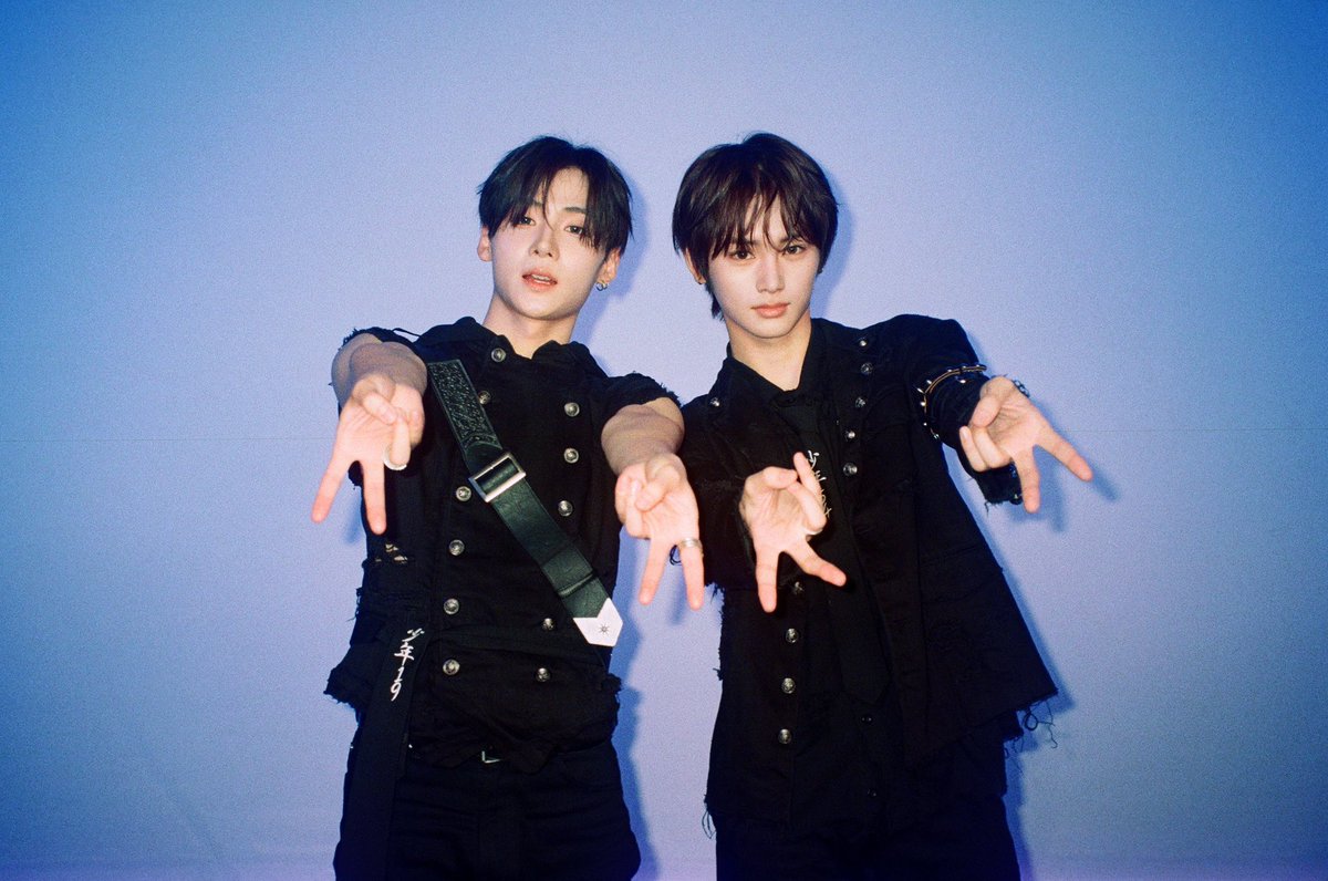 anxntaku's tweet photo. 미묘즈 느끼자 https://t.co/J0WB8Ky3UI