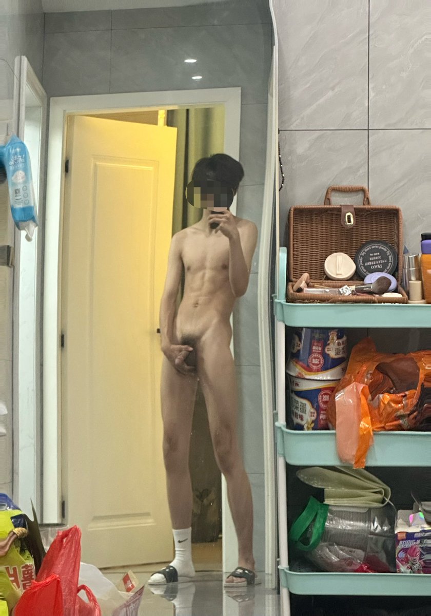 H1892481018076's tweet photo. ��这样的男友你几点回家？ https://t.co/O3W1ZnTUUz