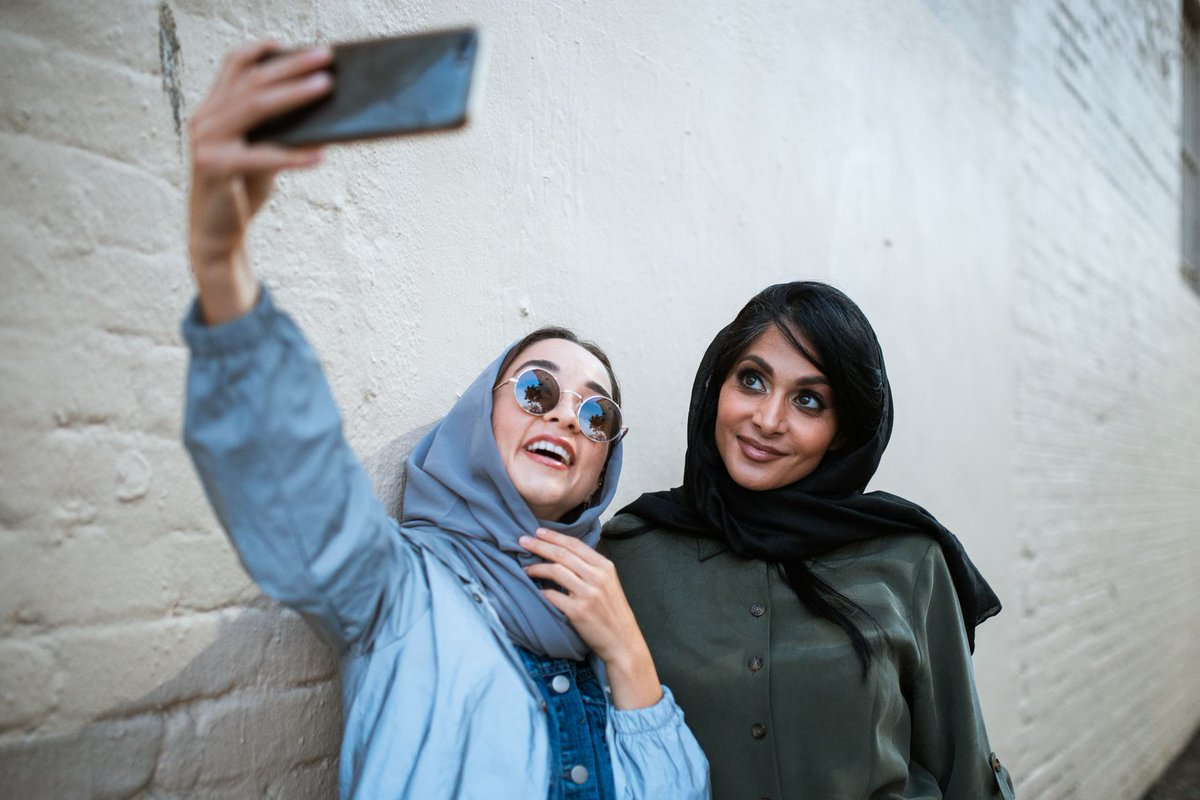 ElizbethMedious's tweet photo. يُعَدّ التفكير مهماً في مركز صحي. ويساعد الباحثون على تبادل النقدي الخبرات ملموساً رغم مقاومة التغيير، لتحقيق تحسناً للمجتمع. roger shew🪅 https://t.co/fkYEpyHHxq
