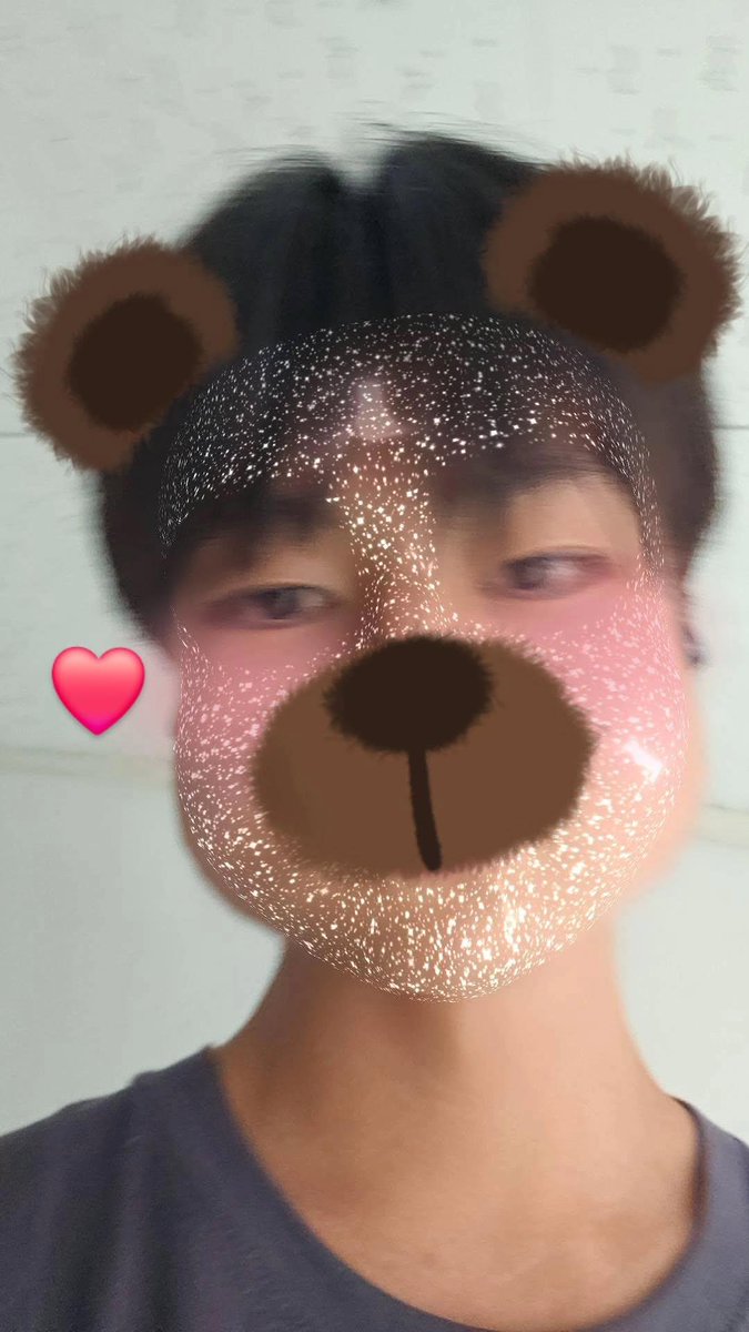 82minji's tweet photo. 사랑해 https://t.co/N8DH0Fkn78