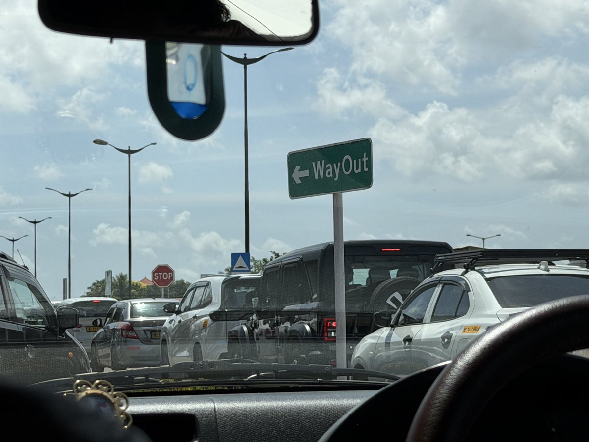 abantika77's tweet photo. Landed in Kochi an hour back
Yet to leave the airport.
Reason: A VVIP is visiting, so the hoi polloi can wait.
Indefinitely #VIPCulture https://t.co/57BRX4uJzX
