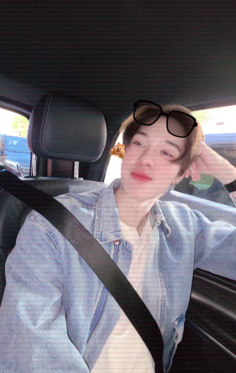 nn3abi's tweet photo. ((แล้วดูสายตาชีตอนหันไปมองน้อง สายตาโคตรอ่อย สเต้ปเคะสุด ม๋าเด็กหลงชีกันหมดละ กุด้วย😭😭😭😭😭😭😭😭😭😭😭😭)) https://t.co/b4bnrN0KUy