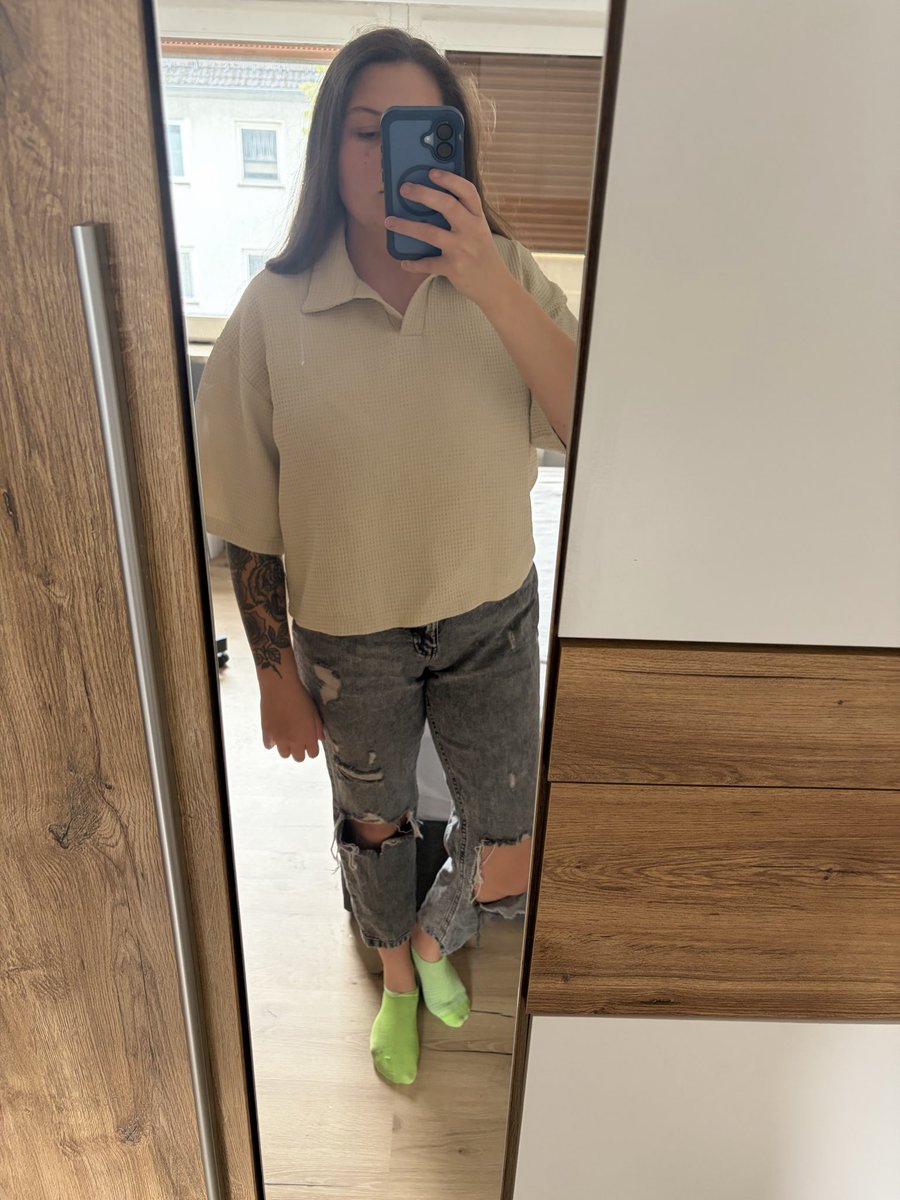 Milame134's tweet photo. Ein bisschen unschuldig, ein bisschen frech – und definitiv mit einer Seite, die man erst entdecken muss. 😏🔥 Heute gibt’s einen kleinen Blick auf meine Lieblingsseite … mehr verrate ich nicht. 😉“ https://t.co/gBcfO8rvUx
