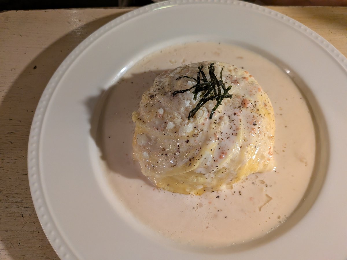 blikjebutton's tweet photo. しっかりお食事を楽しみたい方には、
🍳3種のオムライス
・トマトソース
・明太クリームソース
・デミグラスソース
🌮タコライス
🍚和風ガパオライス
🦪ムール貝とアサリのオイルパスタ
などなど。
仕事帰りの一杯にも、ゆっくりディナーにも。

皆さまのお越しをお待ちしております🍷✨ https://t.co/83jDMY3bfs