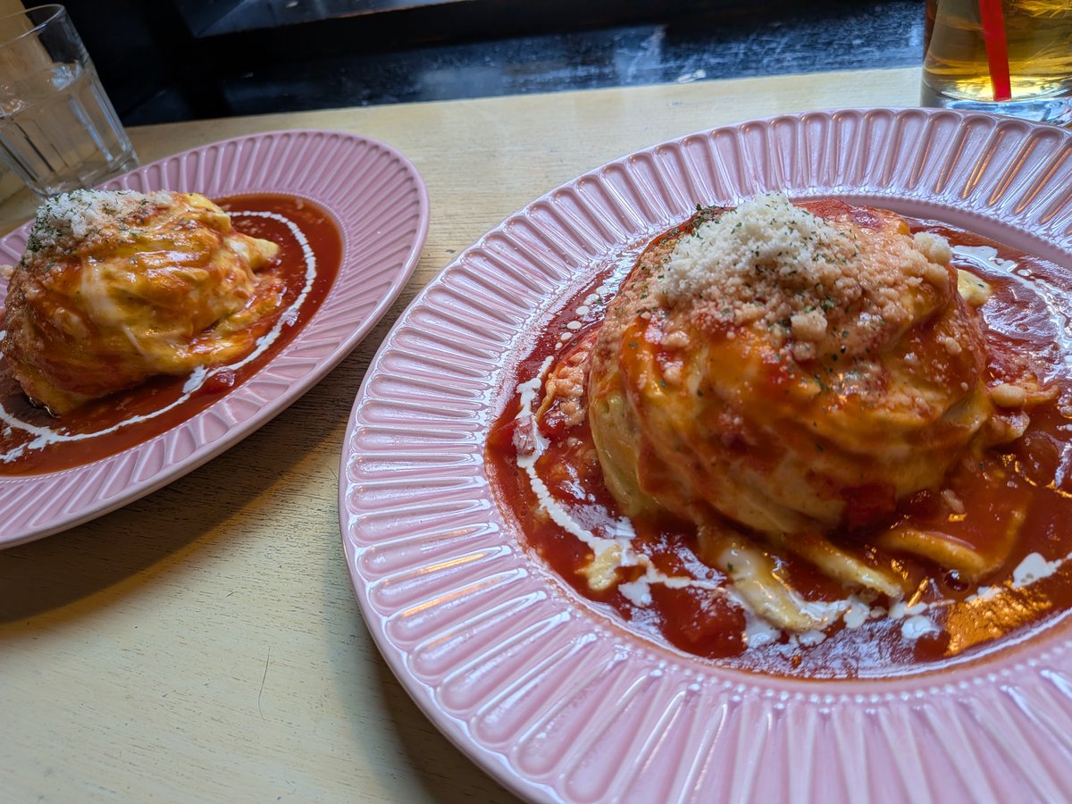 blikjebutton's tweet photo. しっかりお食事を楽しみたい方には、
🍳3種のオムライス
・トマトソース
・明太クリームソース
・デミグラスソース
🌮タコライス
🍚和風ガパオライス
🦪ムール貝とアサリのオイルパスタ
などなど。
仕事帰りの一杯にも、ゆっくりディナーにも。

皆さまのお越しをお待ちしております🍷✨ https://t.co/83jDMY3bfs