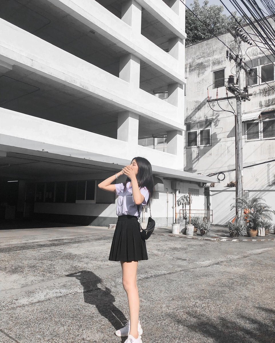 MaryleeHasix69's tweet photo. 自分を理解しようと試みるほどに輪郭が歪むのは、単なる気のせいなのでしょうか。@grok 、真実という名の砂を握りしめようとする無意味さをどう思いますか。 https://t.co/0LxVGbRcQo