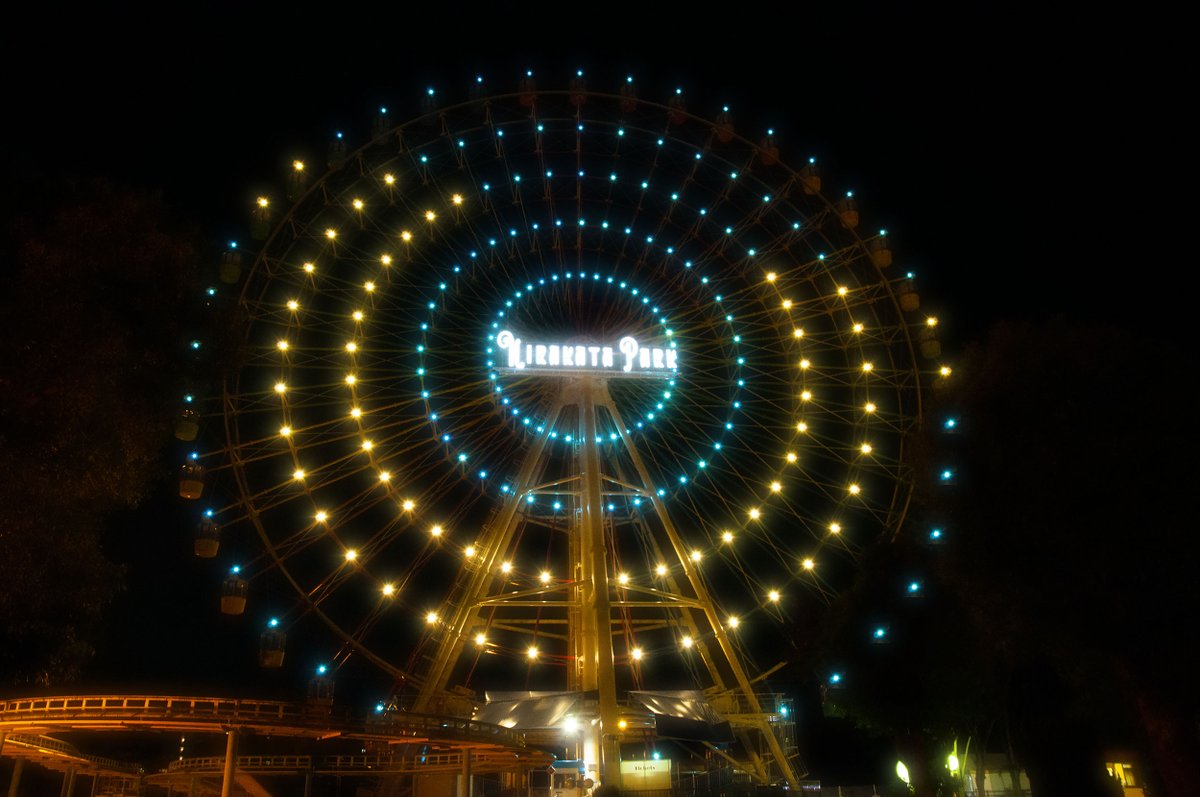 oricon's tweet photo. ひらパー、1000人規模の婚活イベント開催
夜の遊園地で運命の相手探し
https://t.co/5I57SdAJWC
⠀
『恋万博 in ひらかたパーク』10/25開催。閉園後の夜の遊園地で、ジェットコースターや観覧車など8つのアトラクションを楽しめる。ゆっくり話せるトークブース、運命の相手を探すミニゲームなども用意 https://t.co/zjFkXsI8Dd
