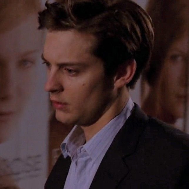 TheVsk_'s tweet photo. my life is starting to feel like Peter Parker https://t.co/fFYEdPTwQr