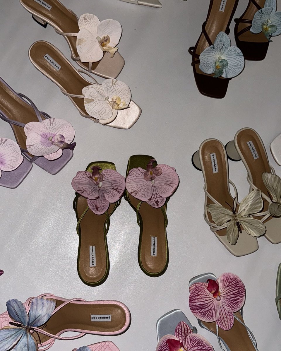 _hiimzz's tweet photo. リサが京都でも履いてたPACE shoesめちゃカワ、🪷バンコク発のブランドでラリサにピッタリ｡･*･:≡(　ε:) https://t.co/6DRoXA4zNz