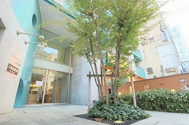 b_maniajp's tweet photo. 【普通じゃない部屋で、ペットと暮らす。🐾】
長堀橋4分、40.2㎡のデザイナーズ1DK🏠
💬小型犬・猫2匹まで相談可！

↓詳細＆問い合わせはこちら📩
https://t.co/w5hWqnAG0Z

#物件マニア #長堀橋 #ペット可 #デザイナーズ https://t.co/6GCkhGYvcq