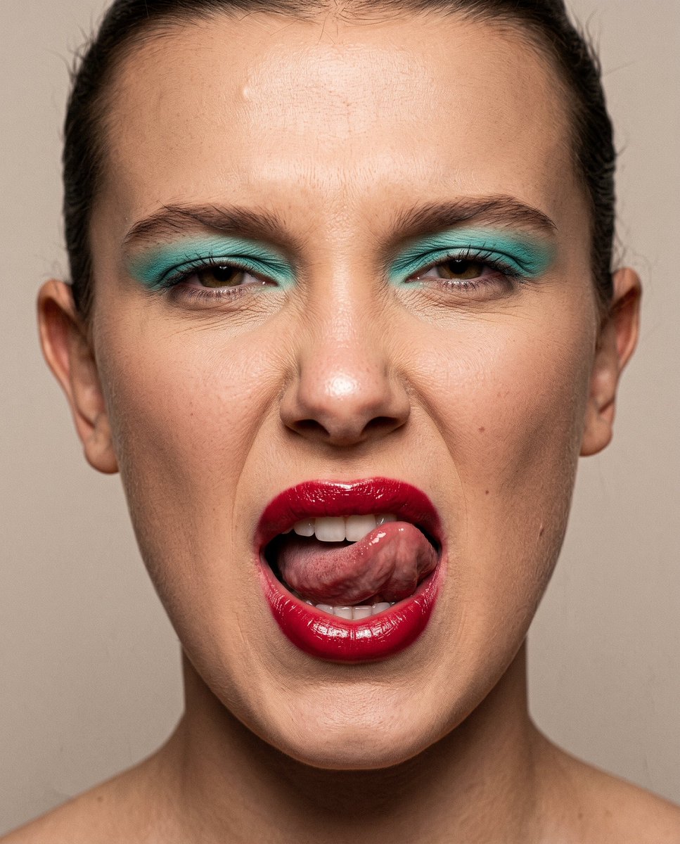celebriai's tweet photo. Millie Bobby Brown https://t.co/JNlfu9Ij7Z