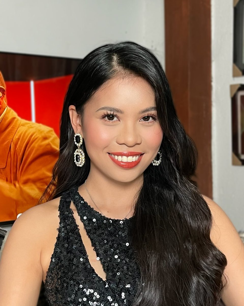 zyinektf's tweet photo. My favorite, Nakchie Yvonne Lorenz Poblete, SMEI Guest of Honor. HMUA by Cris Villostas of Teamcrisvillostas. https://t.co/IQ7NmBFxhP