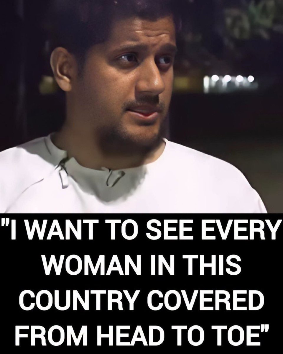 AmericaQueen10's tweet photo. 🇺🇲🇬🇧 A man in the video says: "I want to see every woman in this country covered from head to toe."

Do you think this statement by Muslim man is acceptable??

A) Yes 🟢 

B) No 🔴 https://t.co/lyQbc3BydH