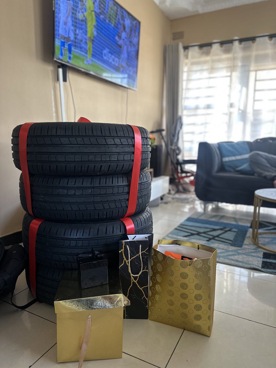 AmaKingsSon's tweet photo. Among the greatest things you get right in life , Make sure THE RIGHT WOMAN is one of them and among the top🥹🥹😭😍❤️🤝💯 https://t.co/cmk9T7HqJ2