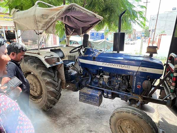 TractorKharido's tweet photo. Old Tractor at Best Prices ( Framtrac 45 )
Tractor: Framtrac 45
Model: 2011
🌐 https://t.co/7jWw7SgOoR
#TractorKharido #buyoldtractor #usedtractor #oldtractor #rajasthan #jaipur #secondhandtracor #TractorForSale #OldTractorForSale #SecondHandTractor #Framtrac #Framtrac45 https://t.co/vSqZqM9fb3