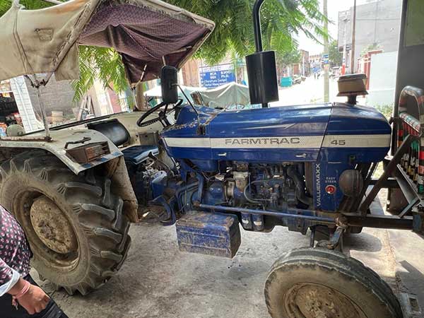 TractorKharido's tweet photo. Old Tractor at Best Prices ( Framtrac 45 )
Tractor: Framtrac 45
Model: 2011
🌐 https://t.co/7jWw7SgOoR
#TractorKharido #buyoldtractor #usedtractor #oldtractor #rajasthan #jaipur #secondhandtracor #TractorForSale #OldTractorForSale #SecondHandTractor #Framtrac #Framtrac45 https://t.co/vSqZqM9fb3
