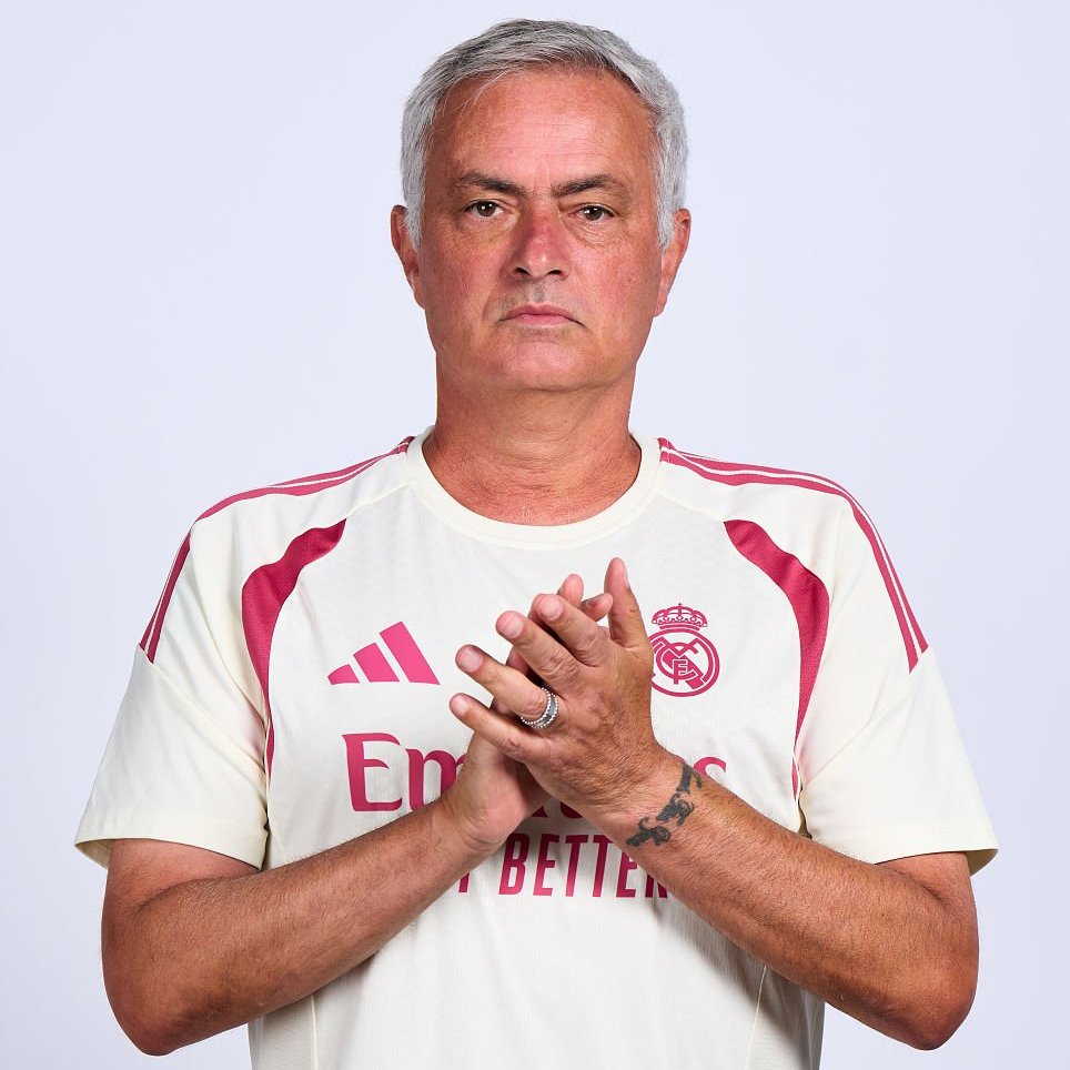 MadridXtra's tweet photo. 🚨 The improvements of Real Madrid under José Mourinho:

• The team has NOT needed Courtois' miracle saves yet. 

• Jude Bellingham is BACK to his BEST. 

• Winning or losing, the team's attitude and intensity has changed POSITIVELY.

• Jose Mourinho has kept the bench fully involved, with substitutes already making an impact.

• Fede Valverde is BACK to his BEST form, giving Madrid’s midfield another dimension.

• The full-backs Trent, Dumfries and Cucurella are making a difference.

• And most importantly, the connection between the team and Bernabéu fans is back. @marca 🤍