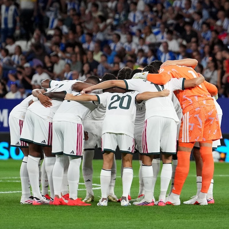 MadridXtra's tweet photo. 🚨 The improvements of Real Madrid under José Mourinho:

• The team has NOT needed Courtois' miracle saves yet. 

• Jude Bellingham is BACK to his BEST. 

• Winning or losing, the team's attitude and intensity has changed POSITIVELY.

• Jose Mourinho has kept the bench fully involved, with substitutes already making an impact.

• Fede Valverde is BACK to his BEST form, giving Madrid’s midfield another dimension.

• The full-backs Trent, Dumfries and Cucurella are making a difference.

• And most importantly, the connection between the team and Bernabéu fans is back. @marca 🤍