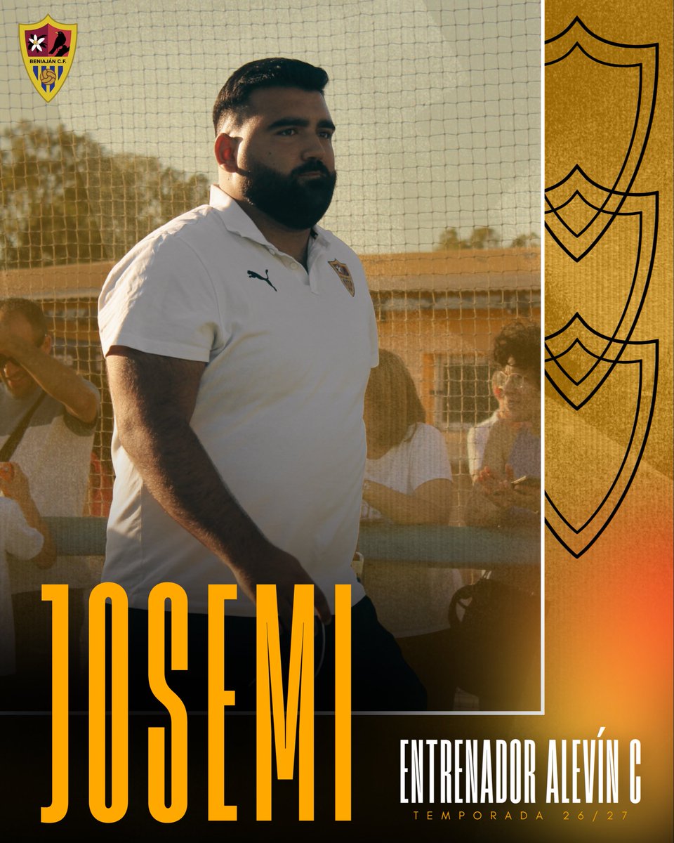 BeniajanCf's tweet photo. //JOSEMI//

Además de ponerse al frente del Cadete A, Josemi también estará esta temporada como entrenador del Alevín C 👨🏻‍🏫

Una temporada con mucho trabajo y dedicación 🤜🏻🤛🏻

¡A por otra temporada Josemi!💛🖤 https://t.co/eZlcnmfPYN