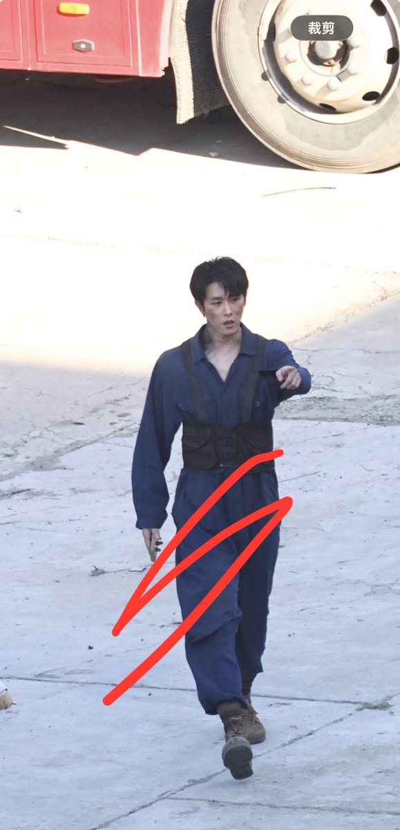 tianjruijerry's tweet photo. yihan kamu abis ngapain😭 https://t.co/RdD0uXOL2P