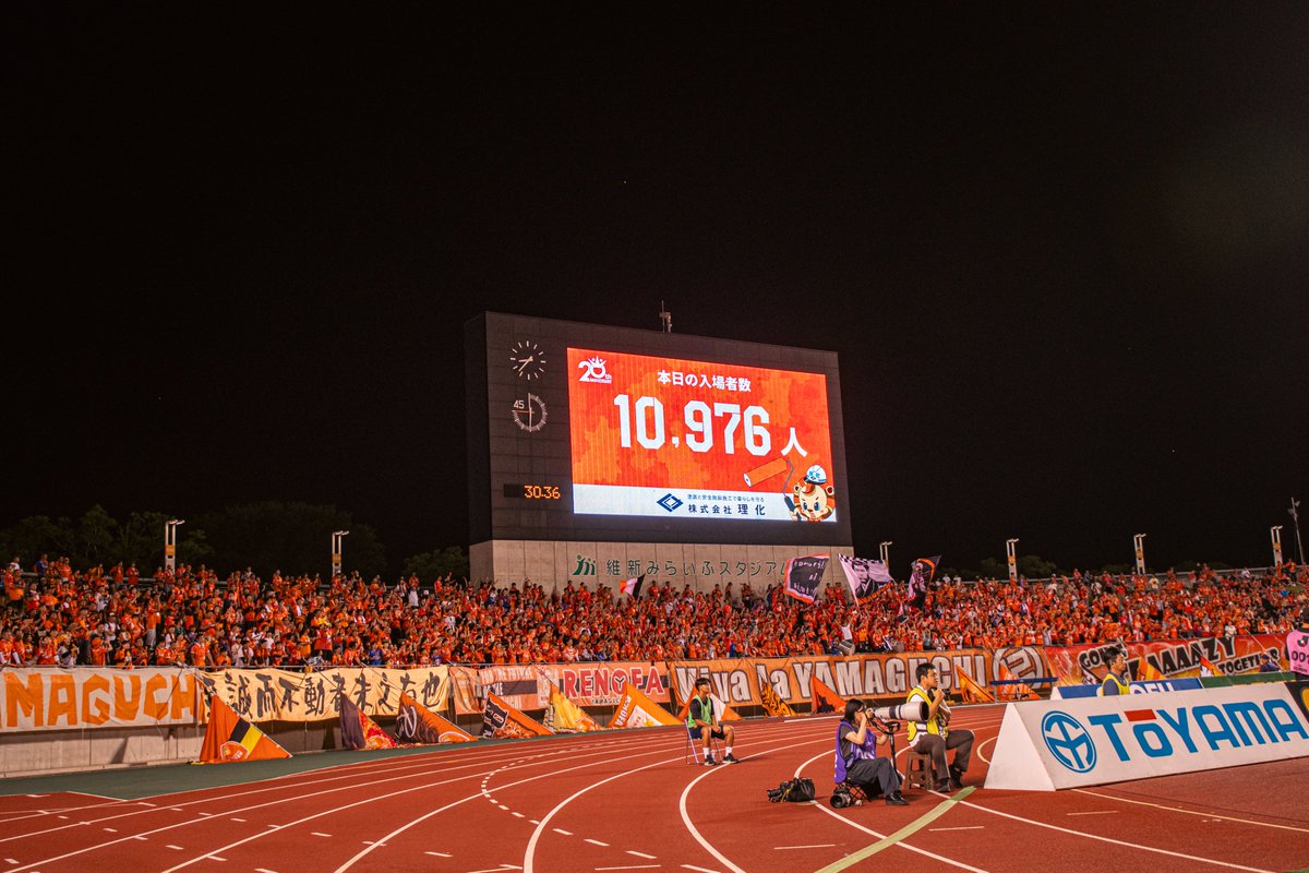 renofayamaguchi's tweet photo. 2026/27オープニングシリーズ第二戦 FC大阪戦に、10,976名様にご来場いただき、ありがとうございました！
2試合合計では21,070名様にご来場いただき、「2試合2万人プロジェクト」を達成することができました！
スタジアムへ足を運んでくださった皆さま、そしてご来場に向けて周りの方々へお声がけいただくなど、このプロジェクトに力を貸してくださったすべての皆さまに、心より感謝申し上げます。

本当にありがとうございました！

#renofa #RERISE