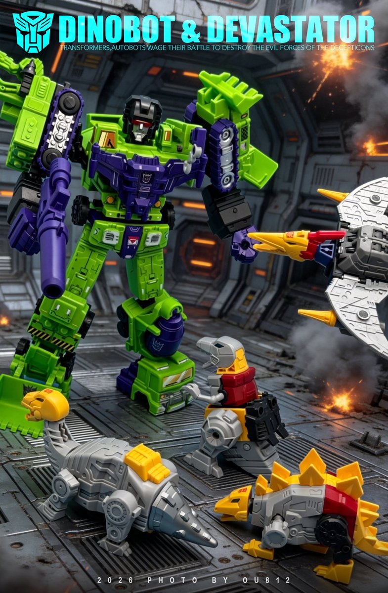 04's tweet photo. blokees DINOBOT &amp; DEVASTATOR https://t.co/sWhqBnfc1n