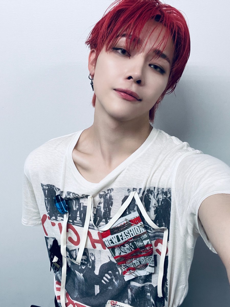 cherryring797's tweet photo. 셀카 최애는 이거 https://t.co/eFslyjtE88