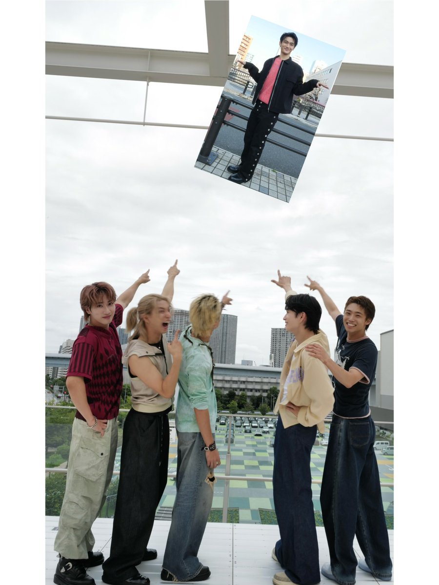 watwing_info's tweet photo. 「love」リリース記念イベント in 有明ガーデン
ありがとうございました！！

🪶𝐬𝐞𝐭𝐥𝐢𝐬𝐭
-1部-
Spark!!
365
Present
My Sweet Place📸
Waves

-2部-
HERO
memories
My Sweet Place
Present📸
Back to you

#WATWINGリリイベラブ #WATWING 

ーーーーーーーーーーーーーーーーーーーーー
✅10/25〜 ライブツアー開催！詳細はコチラ
https://t.co/X50DnXuUG4

✅27.3/5 パシフィコ横浜 ワンマンライブ
ぴあ1次先行
8/20(木) 21:00～8/31(月) 23:59
https://t.co/FJ9xSr9yYv