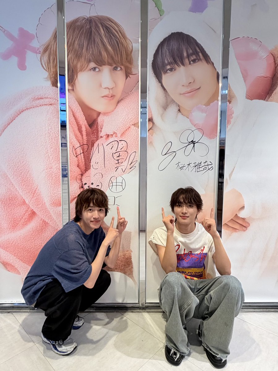 manga10_torico's tweet photo. 🫧「ちょっと待とうよ、春虎くん」ドラマ＆原作 ポップアップストア🌸🐯at #マンガ展渋谷
https://t.co/PE2rrkr0Fw

- - -*⑅♡本日、8月31日(月)♡⑅*- - -

　　　岸田粋 役／ #中川翼 さん
　　黒部春虎 役／ #桜木雅哉 さん

- - -*⑅♡ - - - - - - - - - - - ♡⑅*- - -

お2人が一緒に渋谷会場へ遊びに来てくださいました🏀🧸
展示には直筆サインとコメントも🙌🏻

ご来店の際はお見逃しなく☺️💖

#ちょとら #ちょっと待とうよ春虎くん