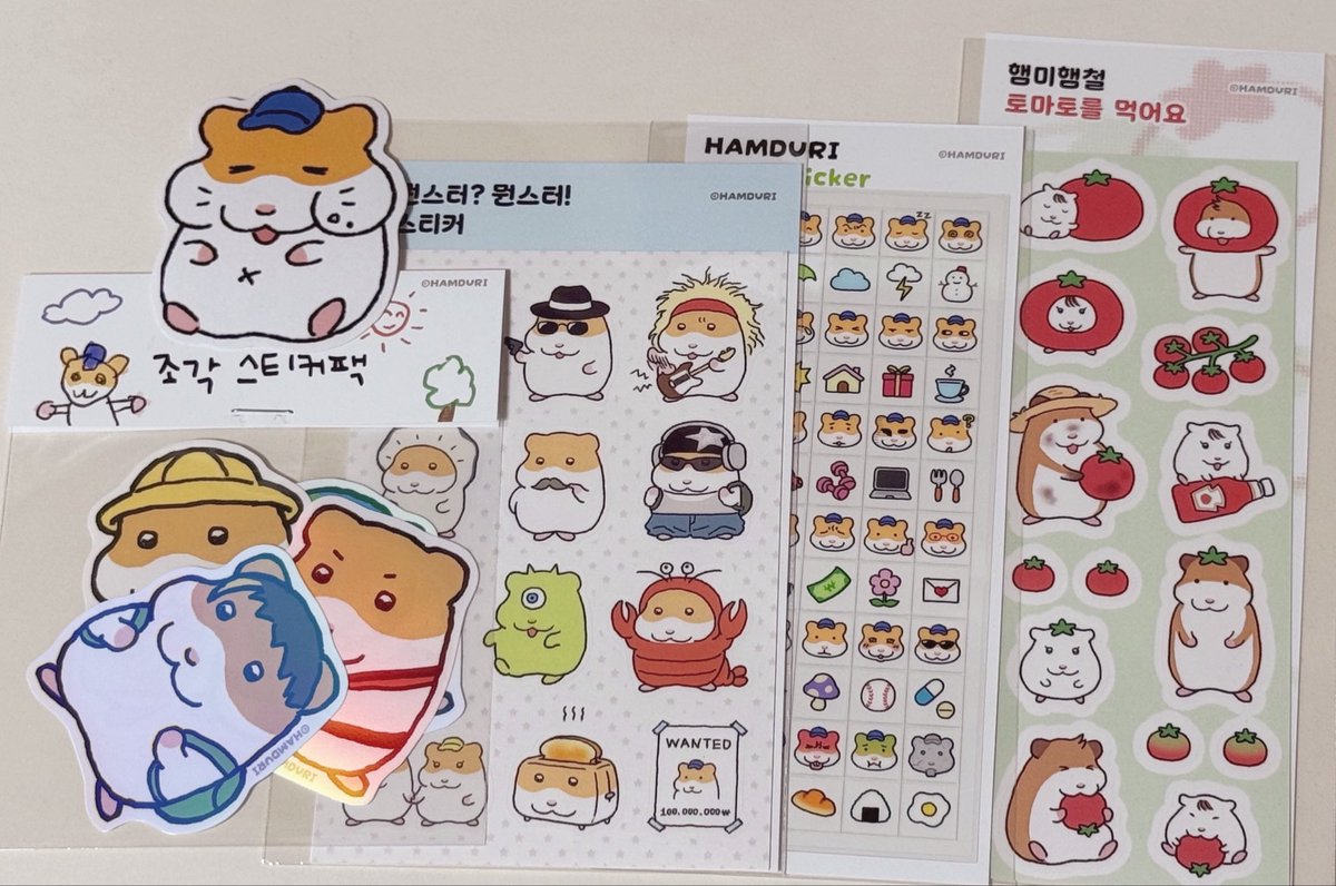 nangcha_V's tweet photo. 구맘 (@mousyyyy_ ) 작가님 서일페 인포 알티 이벤트 당첨된 스티커가 오늘 도착했어요~~!! 
요렇게 신상 전종 보내주셨어요~ 🥺
너무너무 귀여운 작품 감사합니다 햄두리여 영원하라 https://t.co/pc8rXANEW3