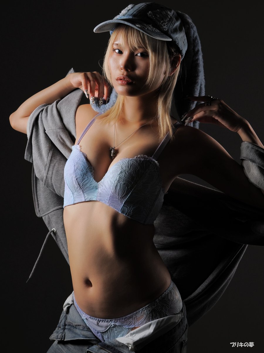BURIKINOYUME's tweet photo. Her Subtle Somewhere
https://t.co/APUXMTRajW
モデル：山本乃愛さん @NxoxAs_Ark
撮影会 : #レモンフォト🍋 @lemmon_photo
#ポートレート
#1x https://t.co/gSqvzAgJ9z