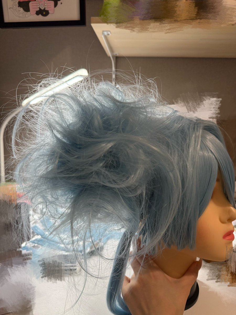 rincha40_cos's tweet photo. ウィッグ凄いですね！って言って貰えたから作ってる工程の写真しかないけど、

     これをこうして、こうだよ‼️ https://t.co/WdjcANGnbJ