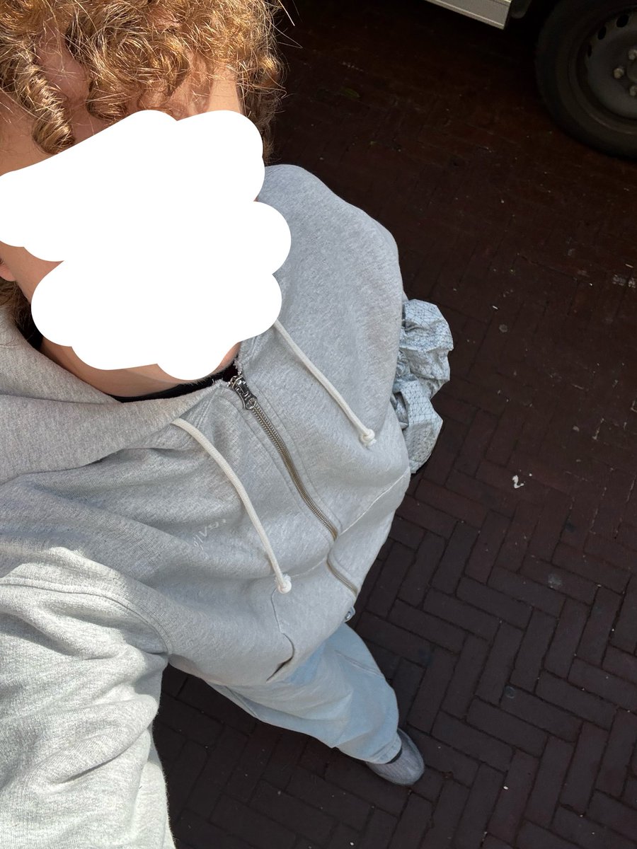 haven3n3n's tweet photo. if u see me in amsterdam... 😙 https://t.co/0JvMS1fMLi
