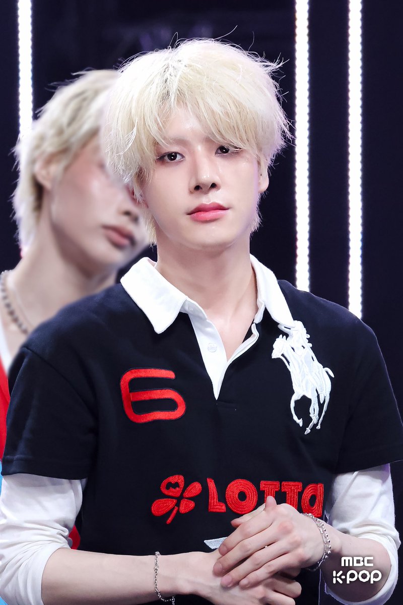 ilovjakez's tweet photo. JAKE IS SO PRETTY😞🤍

#JAKE #제이크 https://t.co/hj3milAnFI