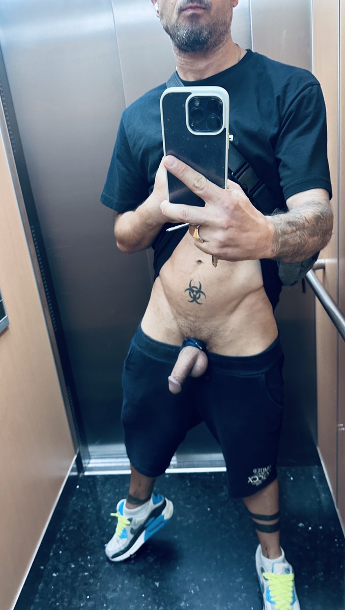 LostandFoundV2's tweet photo. I love elevators… https://t.co/RIVvVZyFPZ