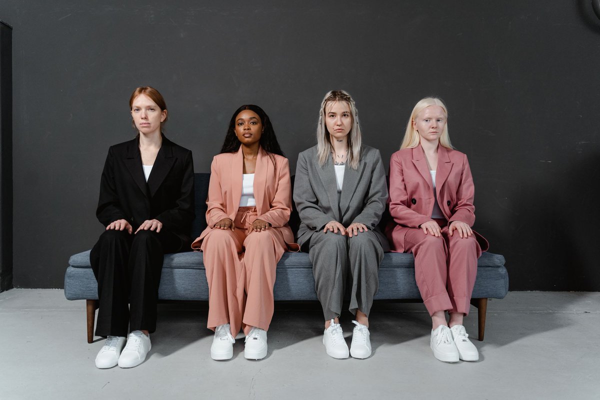 NatishaBar2v's tweet photo. يُعَدّ التعليم الرقمي مهماً في ورشة تدريبية. ويساعد الباحثون وضع خطة رغم تفاوت لتحقيق بيئة على واضحة الموارد، أكثر أماناً للمجتمع. annita zottola🫂 https://t.co/QpDyex2jGQ