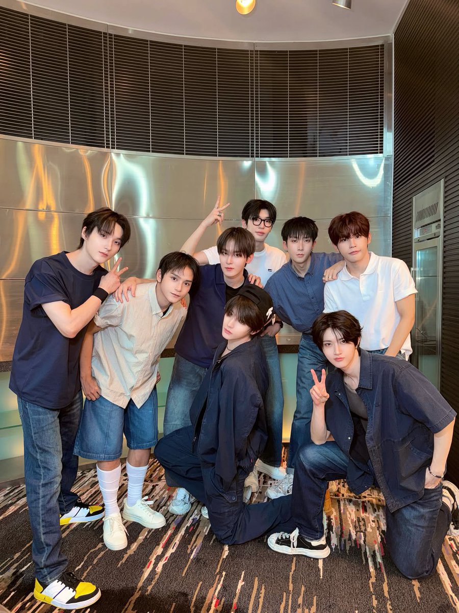 MakChunSingINA's tweet photo. 📸 260831 - XODIAC Instagram Update

XODIAC ❤️ HONGKONG

🔗https://t.co/A9r3FWbp7m

#SING #씽 #麥駿昇 #シン
#XODIAC #소디엑 https://t.co/TU3imBsgNe