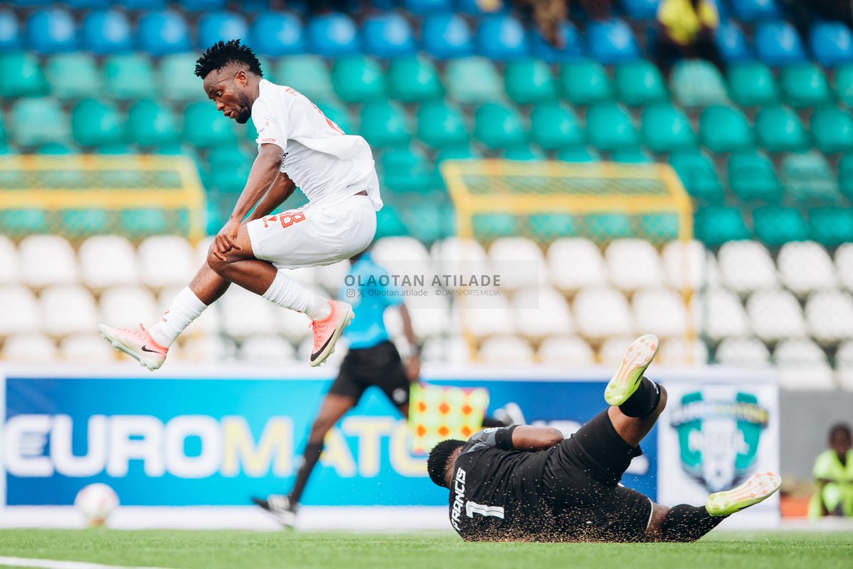OAPSPORTSMEDIA's tweet photo. How would you rate Francis Koroma’s performance against Rangers in Katsina United’s opening game of the 2026/27 NPFL season? 

1–10? 👇

📸 Olaotan Atilade for OAP Sports Media

#NPFL #KatsinaUnited #FrancisKoroma #NigerianFootball #OAPSportsMedia https://t.co/MDjQWNfCxZ