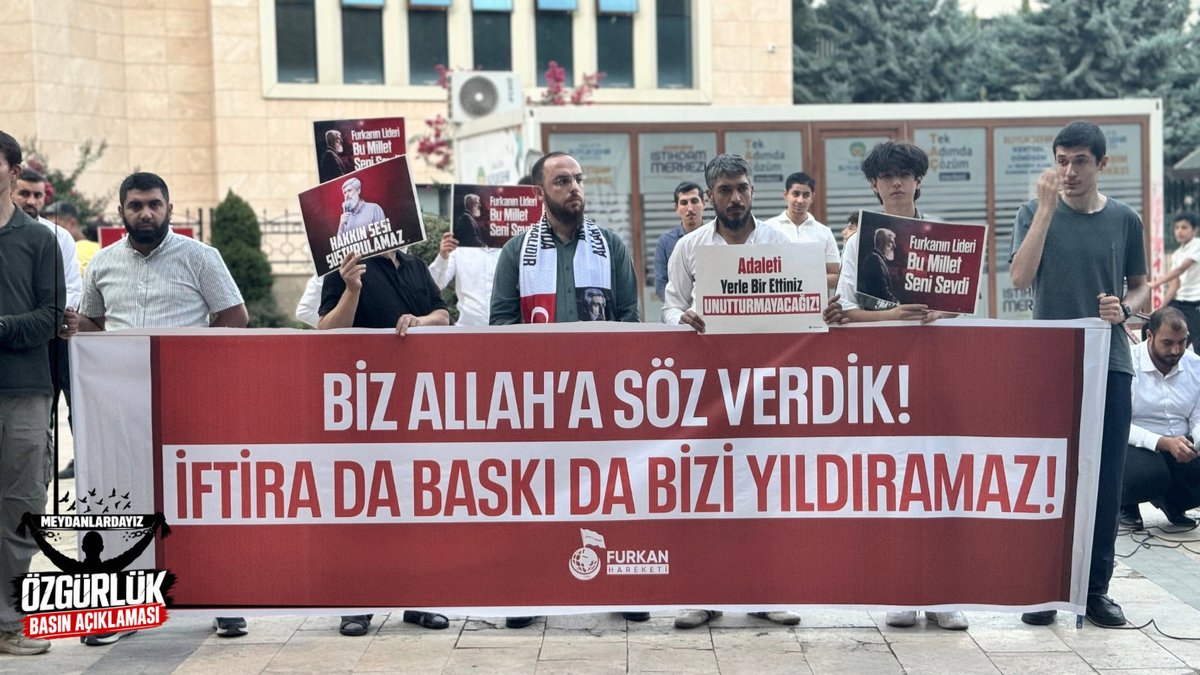 FurkanHrktMlty's tweet photo. Furkan Hareketi Malatya olarak başta Alparslan Kuytul Hocaefendi, Semra Kuytul Hocahanım ve tutuklu bulunan kardeşlerimiz için Kernek meydanında basın açıklaması gerçekleştirdik.

FurkanHareketi TekYürek
ÖzgürlükIçin Meydandayız
HocamıSerbest Bırakın https://t.co/F8E6dB7zI3