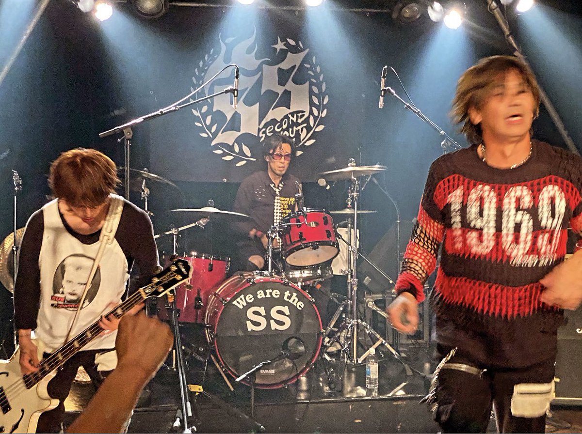Secondshoutss's tweet photo. 千葉アンガ！！
何度も来た事あるような温かい箱で
楽しみながらも我々の役割を
果たしました！！
また、みなしごかつにぃに会いに行きます！！ https://t.co/8fExI4BqWN