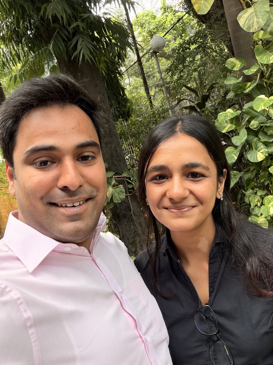 varunchoudhary2's tweet photo. Youngest Secretary of DUSU meets Youngest Indian Secretary of the Oxford Union, meeting young student leaders reminds me of my own student union days, all the best Saara! 😊 
@SaaraLunawat @OxfordUnion https://t.co/xtpnwiIS9X