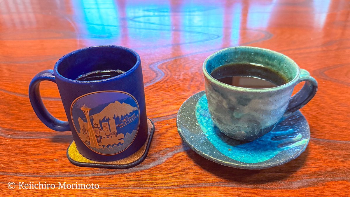 KeiichiroMore's tweet photo. 今夏の珈琲は
ホットとアイスを
一緒に頂いて過ごしました✨

今日も暑かった��すね
どうぞご自愛下さい⭐️ https://t.co/oZBd3TCHjV