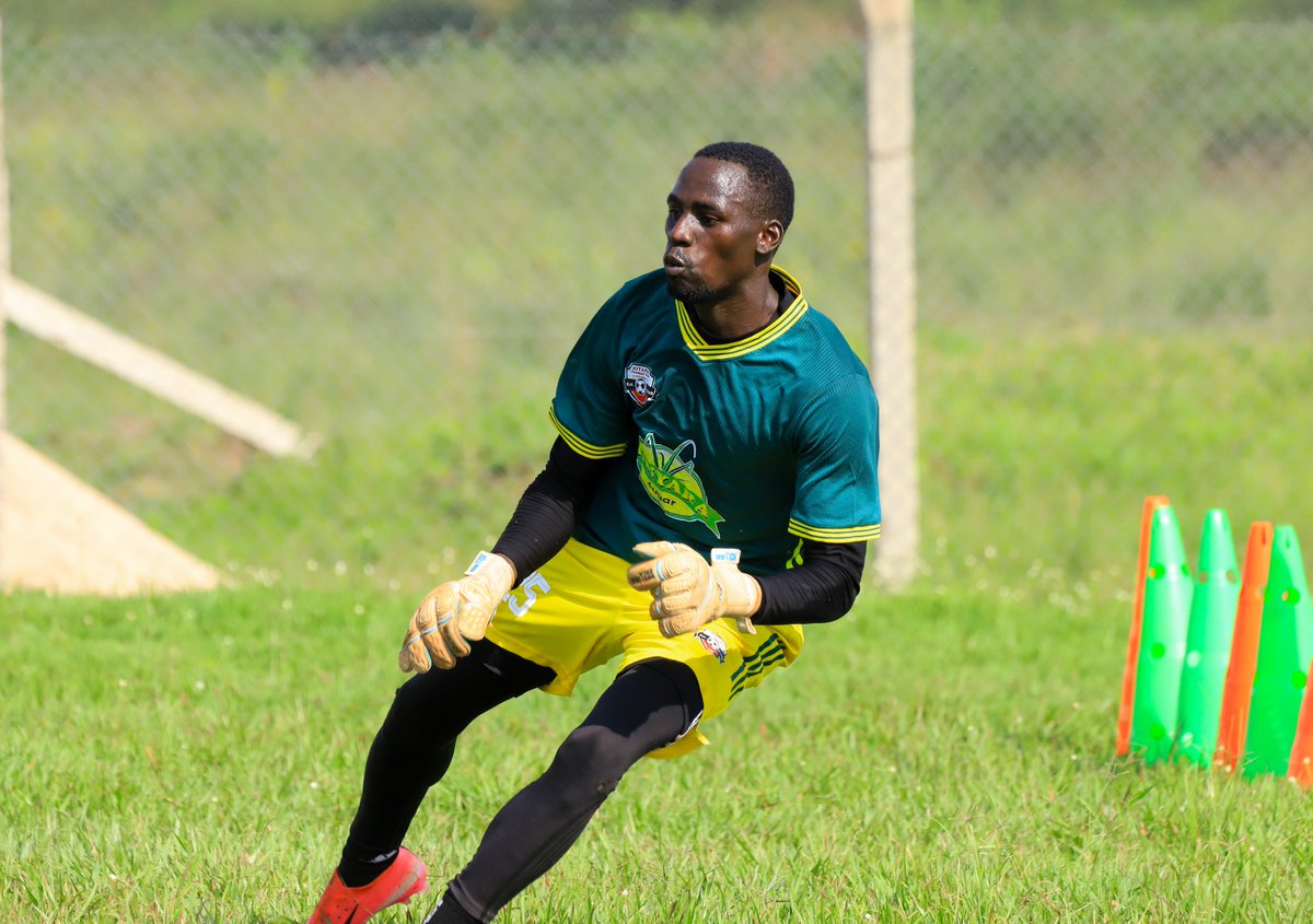 KitarafcHoima's tweet photo. Getting ready for the Sunday CAF Confederation cup game https://t.co/7SzsYo7oGv